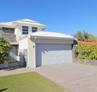 Ambar Villa - Accommodation Nelson Bay