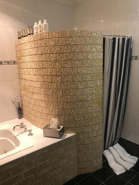 Atina Rocks Country Homestead - Accommodation Nelson Bay 3