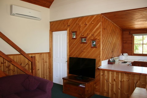 TasShacks - Accommodation Nelson Bay 4