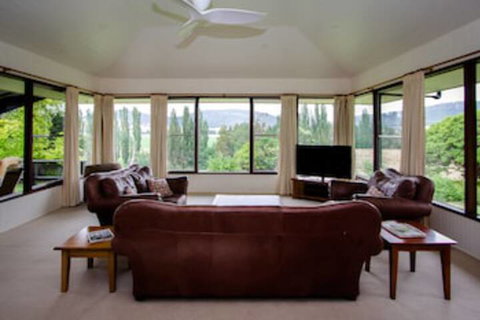 Stay In Mudgee - Accommodation Nelson Bay 0