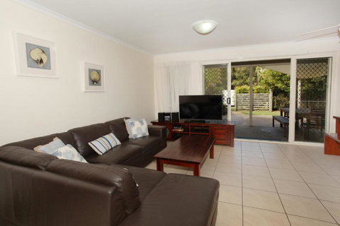 Unit 9 Marcoola Shores 1 Flindersia Street Marcoola 500 BOND LINEN INCLUDED - Accommodation Nelson Bay 2