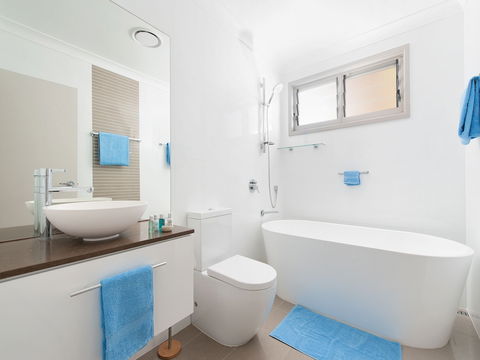 Bamboo Bay At Fingal Bay - Nelson Bay Accommodation.com 5