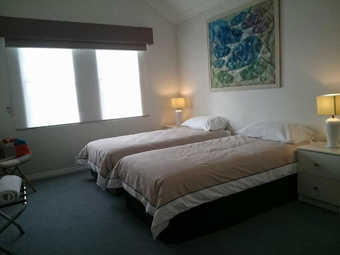 Beachside Apartment - Accommodation Nelson Bay 5