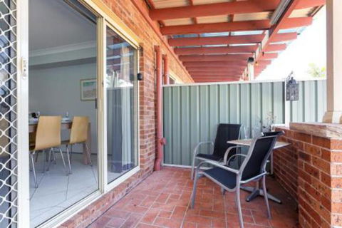 Rocky Pt Rd 83A Fingal Bay - Nelson Bay Accommodation.com 5