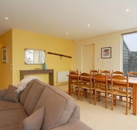 Mark II 2 West - Accommodation Nelson Bay