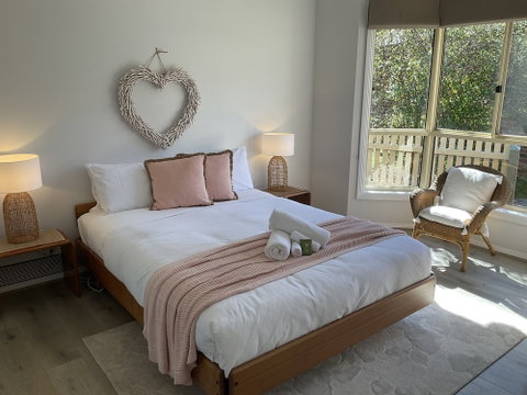 Valley View Townhouse - On The RAIL TRAIL - Accommodation Nelson Bay 4