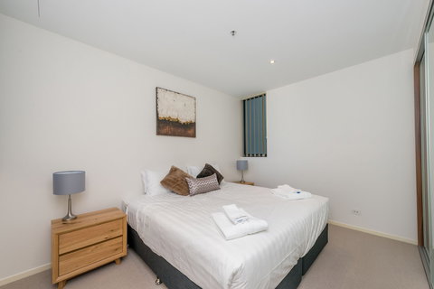 Accommodate Canberra - Manhattan - Accommodation Nelson Bay 1