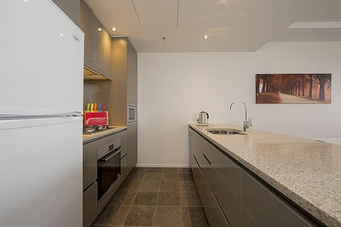Accommodate Canberra - Manhattan - Accommodation Nelson Bay 4