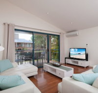 Starfish Lodge 1 / 1A Messines Street - Accommodation Nelson Bay