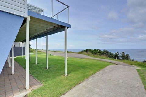 Ocean Retreat 28 Pacific Street - Accommodation Nelson Bay 2