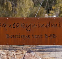 Squeaky Windmill - Accommodation Nelson Bay