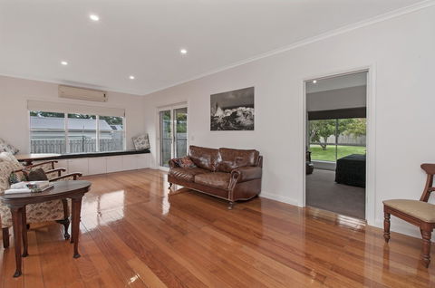 Raasay House - Accommodation Nelson Bay 2