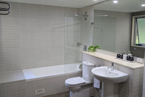 Jewel In The Crowne - Accommodation Nelson Bay 6