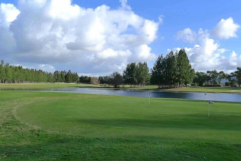 Villa On The Green - Accommodation Nelson Bay 4