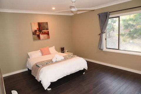 Warrawong Holiday Big Home - Accommodation Nelson Bay 0