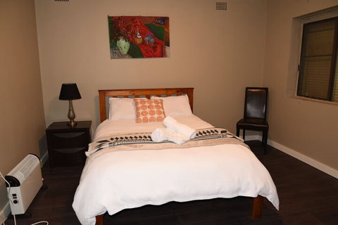 Warrawong Holiday Big Home - Accommodation Nelson Bay 1