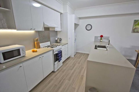 Morisset Serviced Apartments - Accommodation Nelson Bay 4