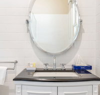 Grandview Accommodation - The Flaxley Apartments - Accommodation Nelson Bay