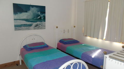 SWR Rainforest Retreat 2 - Accommodation Nelson Bay 2