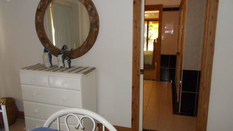 SWR Rainforest Retreat 2 - Accommodation Nelson Bay 6