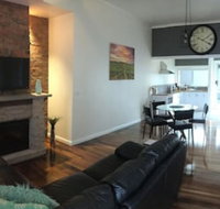 Take 5ive - Accommodation Nelson Bay