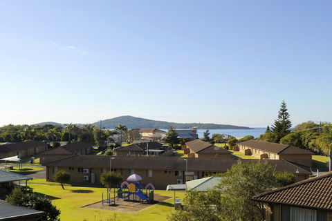 Lentara St. 57 Fingal Bay - Nelson Bay Accommodation.com 1