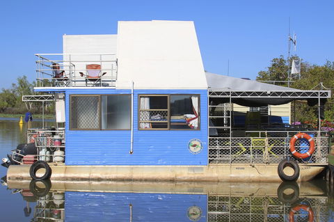 Corroboree Houseboats - Accommodation Nelson Bay 2