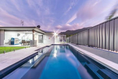 Whitsunday Sands - Cannon Valley - Accommodation Nelson Bay 0