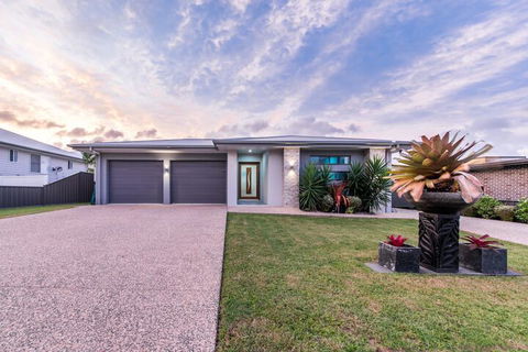 Whitsunday Sands - Cannon Valley - Accommodation Nelson Bay 3