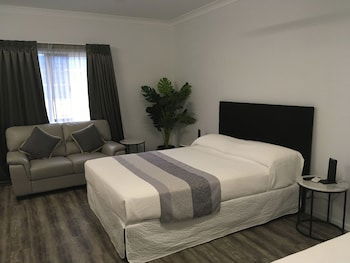 Escape On Lake - Accommodation Nelson Bay 2