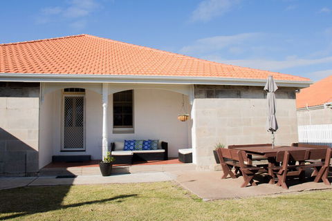 Norah Head Lighthouse - Accommodation Nelson Bay 2