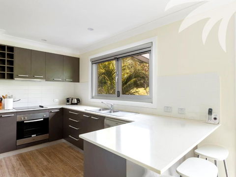 Palms House - Accommodation Nelson Bay 2