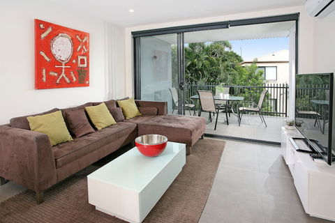 Back Of The Block Bulimba - Accommodation Nelson Bay 4