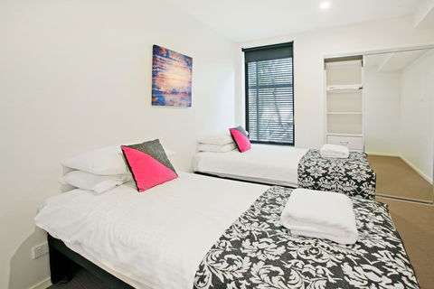 Back Of The Block Bulimba - Accommodation Nelson Bay 2