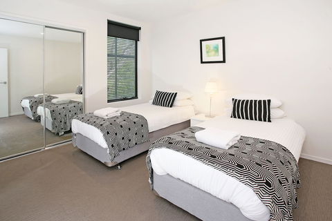 Back Of The Block Bulimba - Accommodation Nelson Bay 6