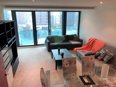 ReadySet Apartments Southbank One - Accommodation Nelson Bay 0
