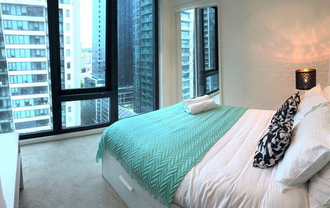 ReadySet Apartments Southbank One - Accommodation Nelson Bay 2