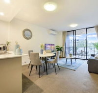 Charming  Spacious Living in a Serene Location - Accommodation Nelson Bay