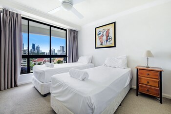 Victoria Square Apartment Broadbeach Level 9 - Accommodation Nelson Bay 1