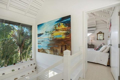 Your Luxury Escape - The White House - Accommodation Nelson Bay 4