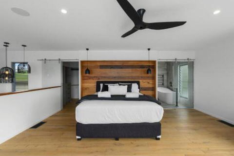 Due North Beach House - Accommodation Nelson Bay 1