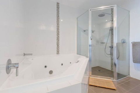 SOLARIS At Fingal Bay - Nelson Bay Accommodation.com 5