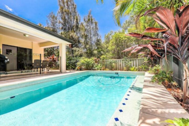 Little Mountain QLD Accommodation Nelson Bay