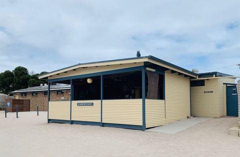 Venus Bay Beachfront Tourist Park - Accommodation Nelson Bay 0