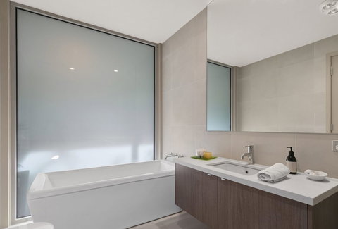 Grossard Point The Lighthouse Ventnor - Accommodation Nelson Bay 5