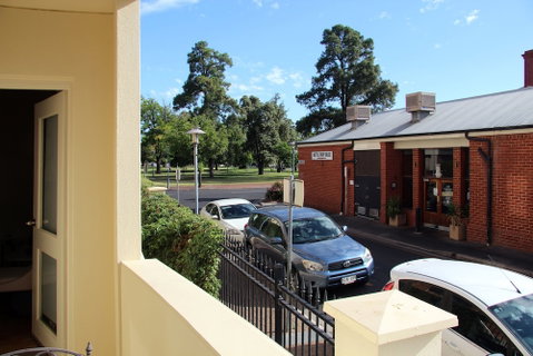 Adelaide Central Apartment - 3BR, 2Bath & Carpark - Accommodation Nelson Bay 6