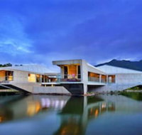 Alkira Award Winning Luxury Holiday Home - Accommodation Nelson Bay
