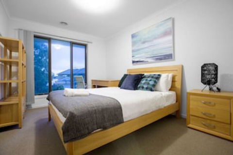 104 Sanctuary Lake Donatella Retreat - Accommodation Nelson Bay 0