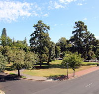 Adelaide CBD Apartment - 3BR 2Bath  Carpark - Accommodation Nelson Bay