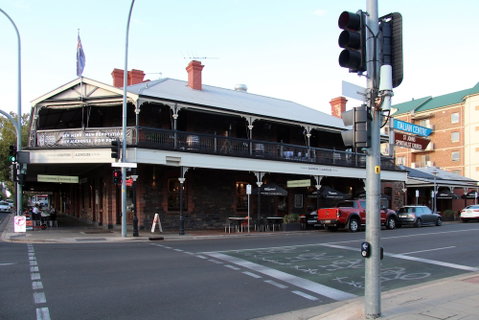 Adelaide CBD Apartment - 3BR, 2Bath & Carpark - Accommodation Nelson Bay 1